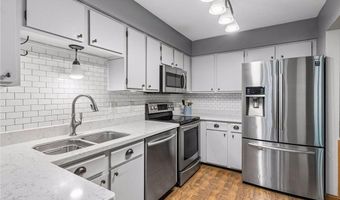 13927 Herald Ct, Apple Valley, MN 55124