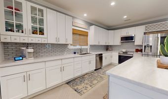 175 24th Ave, Apalachicola, FL 32320