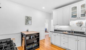 26 Peverell St 2, Boston, MA 02125