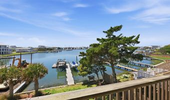 147 Bayview Blvd, Atlantic Beach, NC 28512