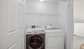2422 14TH St N, Arlington, VA 22201