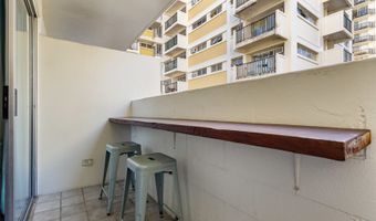 2463 Kuhio Ave 905, Honolulu, HI 96815