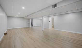 6 Hilton Ave, East Providence, RI 02915