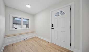 509 E Lincoln St, Arlington Heights, IL 60005