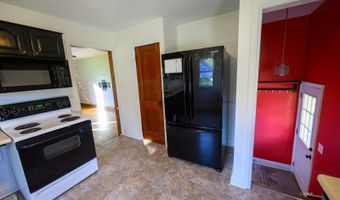 43 Pomeroy Rd, Athens, OH 45701