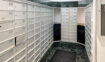566 Commonwealth Ave 409, Boston, MA 02215