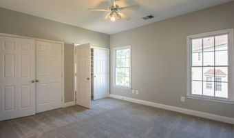 20262 KIAWAH ISLAND Dr, Ashburn, VA 20147