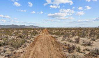 W Saguaro Hill B-2 Road, Congress, AZ 85332