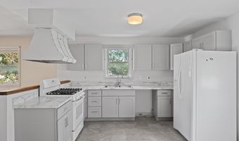 4052 MARTIN LUTHER KING JR Ave SW, Washington, DC 20032