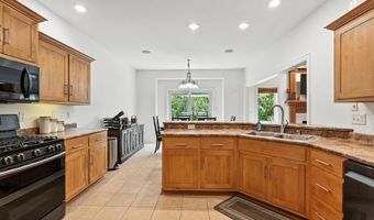 1208 Phaeton Way, Auburn, IN 46706