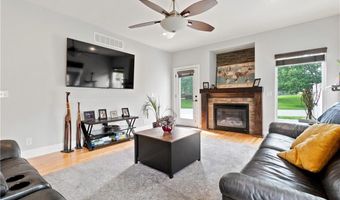 1820 N 160th St, Basehor, KS 66007