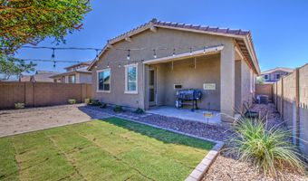 318 W STRIDING EDGE Dr, San Tan Valley, AZ 85140