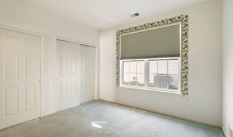 15 FIVE BRIDGES Ct, Barnegat, NJ 08005