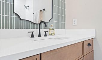 1201 NW 10th St, Bentonville, AR 72712
