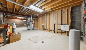 1250 Spring Ridge Cir, Alliance, OH 44601