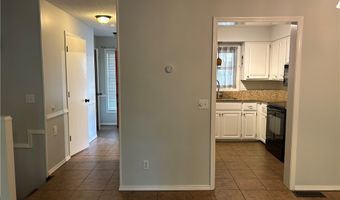 6 William Ln, Bella Vista, AR 72715
