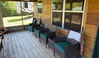 2678 Linda Ln, Alford, FL 32420