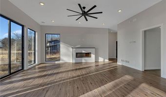 33668 Poverty Point Dr, Avon, MN 56310