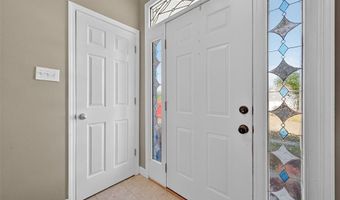 1452 Cedar Bluff Dr, Ballwin, MO 63021