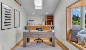 19572 Apache Rd, Bend, OR 97702