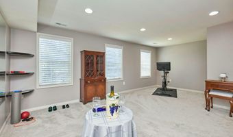 25066 CROXLEY GREEN Sq, Aldie, VA 20105