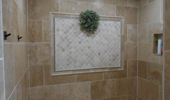6712 Forrest Commons Blvd, Indianapolis, IN 46227