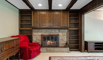 213 S Clark St, Auburn, IN 46706