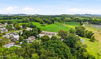 966 Poplar St, Alcoa, TN 37701