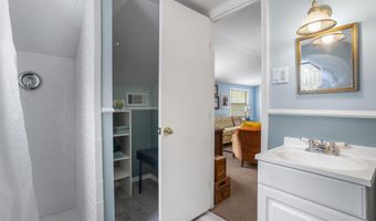 1099 Campbell Dr, Biloxi, MS 39532