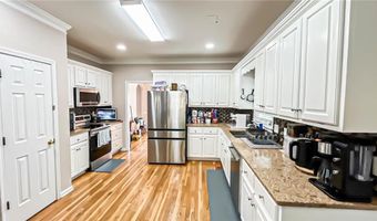 3760 Mashie Ct, Acworth, GA 30101