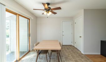991 Cortland Dr, Apple Valley, MN 55124