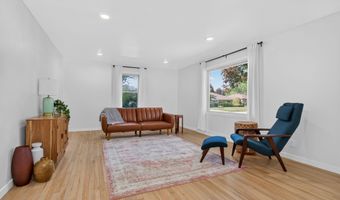 2206 N MCDONALD St, Appleton, WI 54911