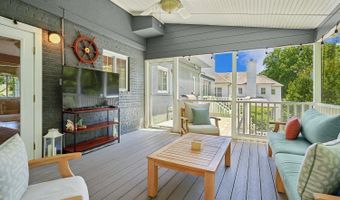3536 N DICKERSON St, Arlington, VA 22207