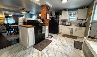 305 Weeks St, Bennington, VT 05201