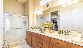 19442 Royal Oaks Rd, Apple Valley, CA 92308