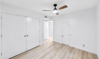 1 Mellor Ct, Bella Vista, AR 72715