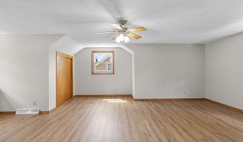 1136 W ROBERTS Ave, Appleton, WI 54914