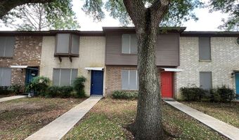 1039 N Chenango St, Angleton, TX 77515