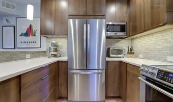 2906 13TH St S 6-1, Arlington, VA 22204