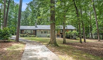 2605 Mckinnon Dr, Decatur, GA 30030