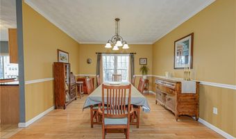 394 Westmoreland Ln, North Kingstown, RI 02852