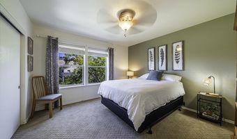 45 Brooks Ln, Ashland, OR 97520