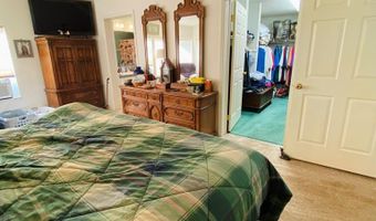 469 Lakeshore Dr, Bainbridge, GA 39819