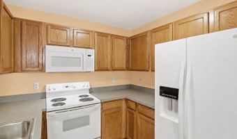 1930 Lindsay Ln, Ann Arbor, MI 48104