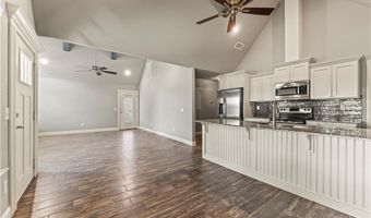 3205 Riverstone Ave, Bentonville, AR 72713
