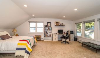 82 Kempson Pl, Metuchen, NJ 08840
