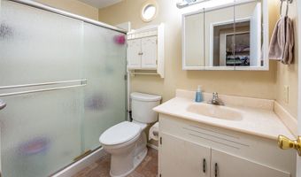 242 38TH St, Springfield, OR 97478