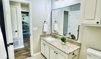 124 Westlake Dr, Brandon, MS 39047