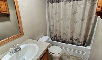 215 Elsie Ave, Agua Dulce, TX 78330