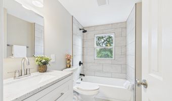 515 Hawthorne Ave, Anderson, IN 46011